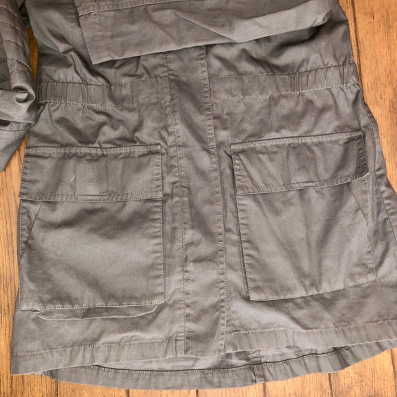 VINCE Grey Jacket with Faux Fur (FITS LIKE AN XS) - Picture 4 of 8